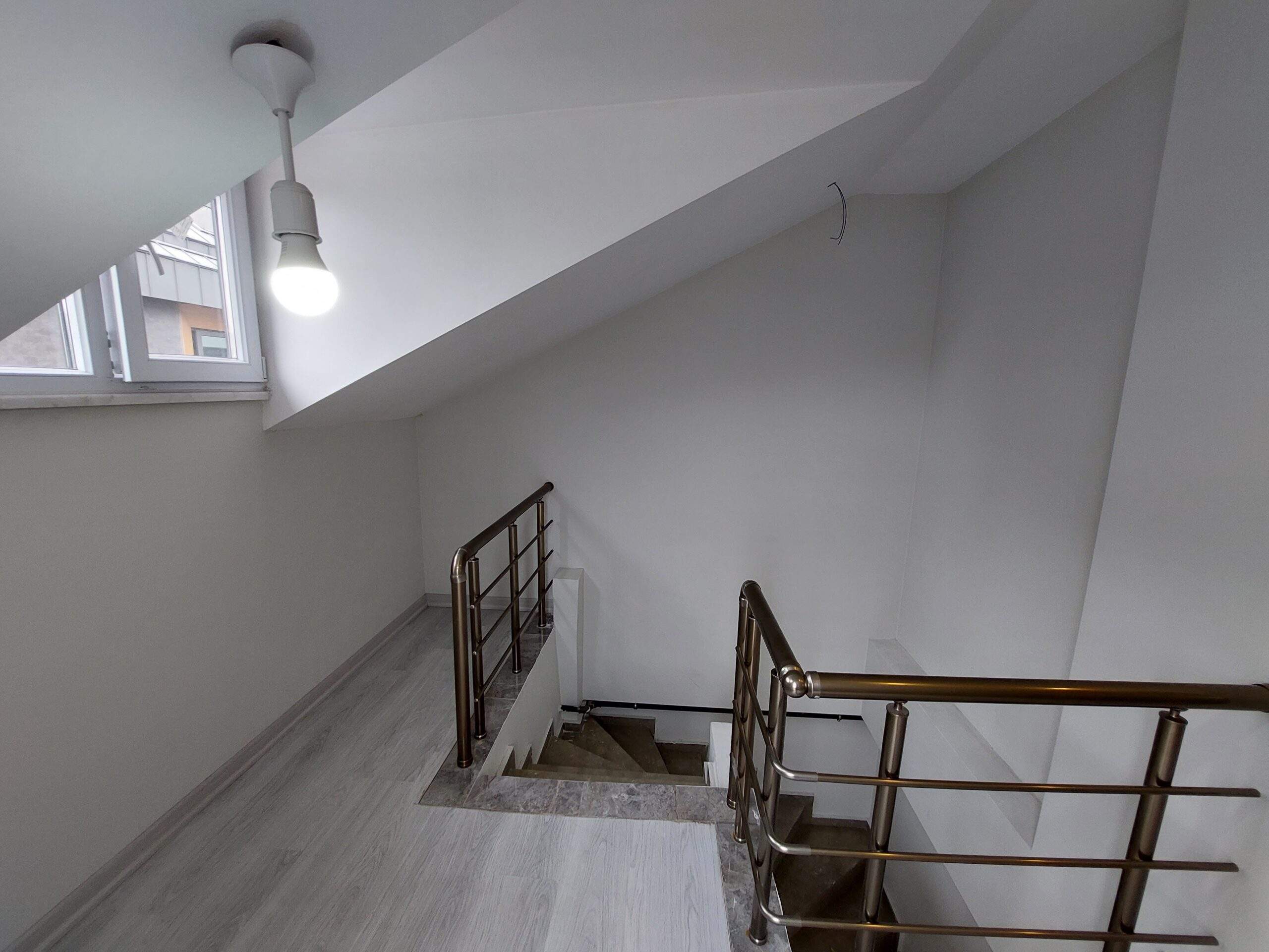 Istanbul-Kağithane-duplex-2-bedrooms-elevator-terrace-10