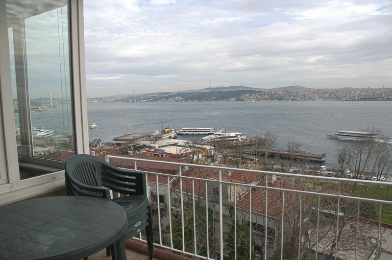 Istanbul-Taksim-Gumussuyu-property-for-rent-1