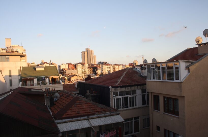 Istanbul-Sisli-Kurtulus-property-renovated-3th-floor-for-rent-6